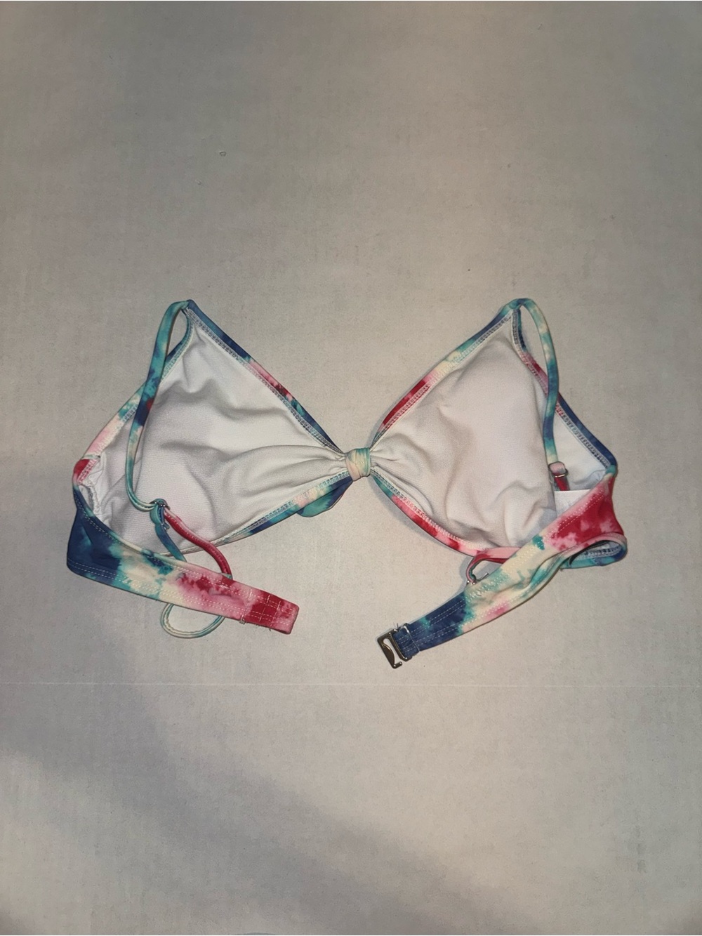 crown & ivy Tie-Dye Triangle Bikini Set in Blue, Pink, Teal - Picture 6 of 7